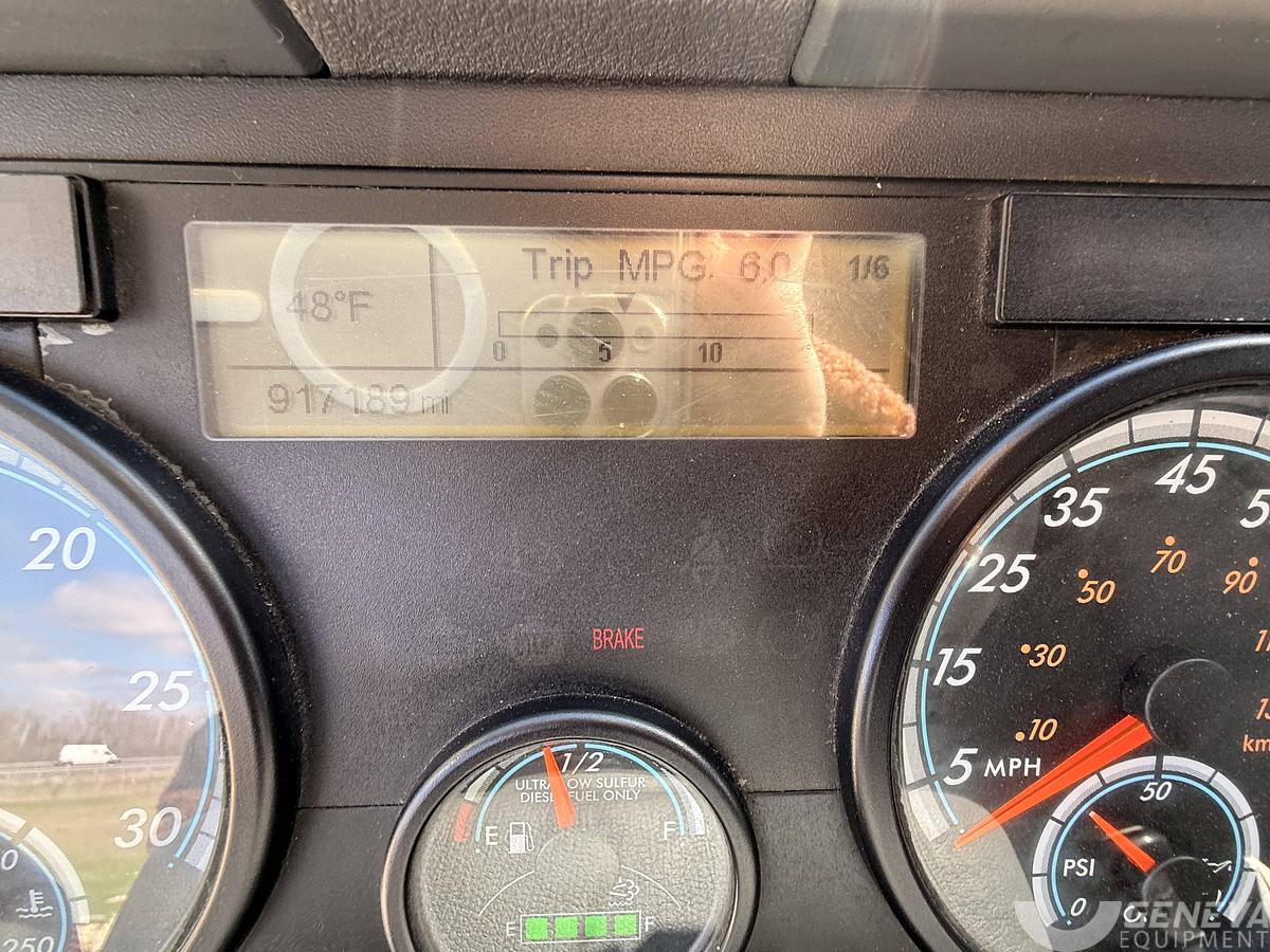 Used 2014 Freightliner CA 125