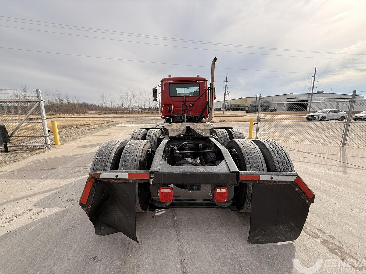 Used 2016 Mack CHU613