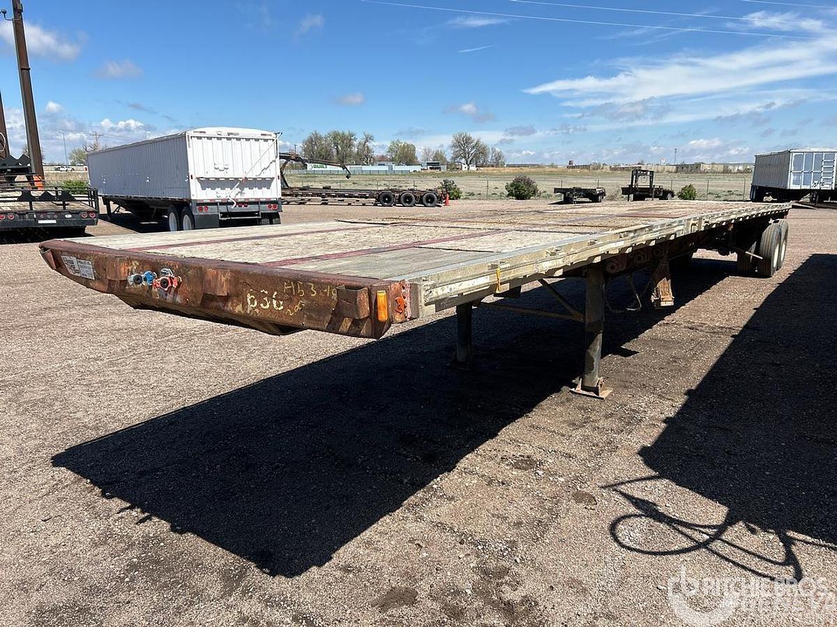 Used 1992 Fruehauf  Flatbed Trailer