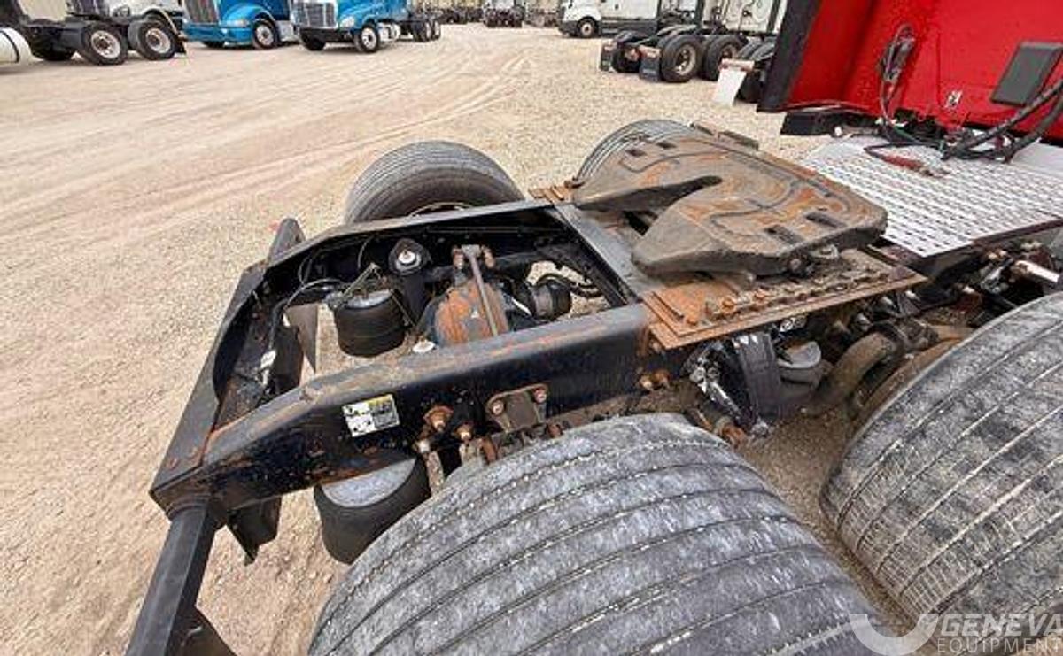 Used 2016 Peterbilt 579