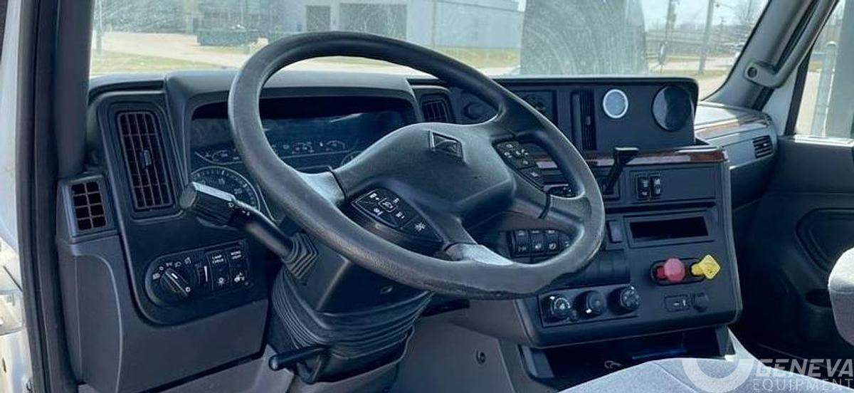 Used 2019 International LT625