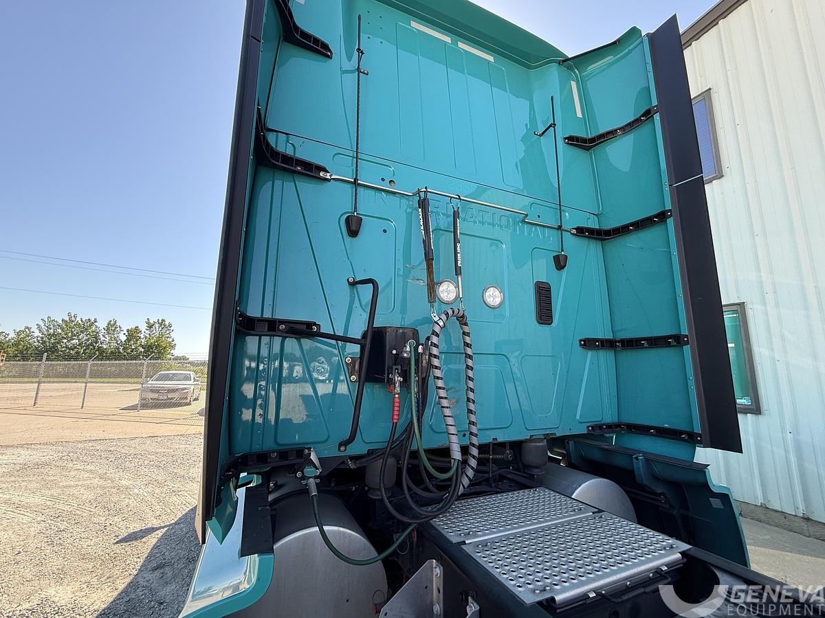 Used 2023 International LT625