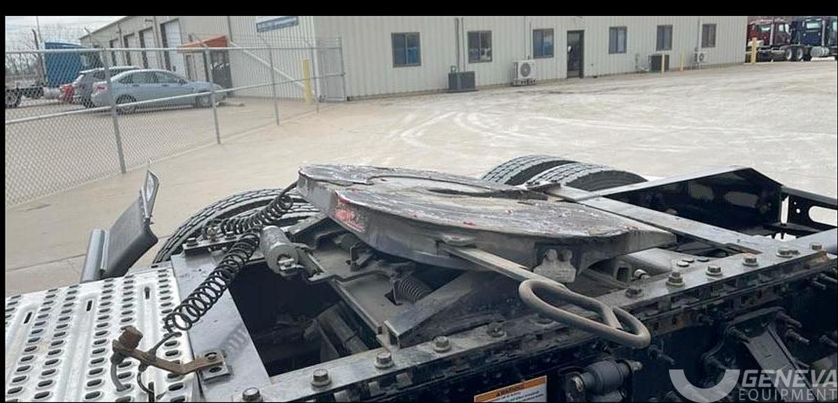 Used 2014 Volvo VNL300