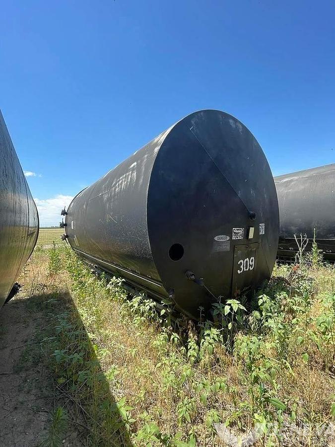 Used Upright Tank (309X)