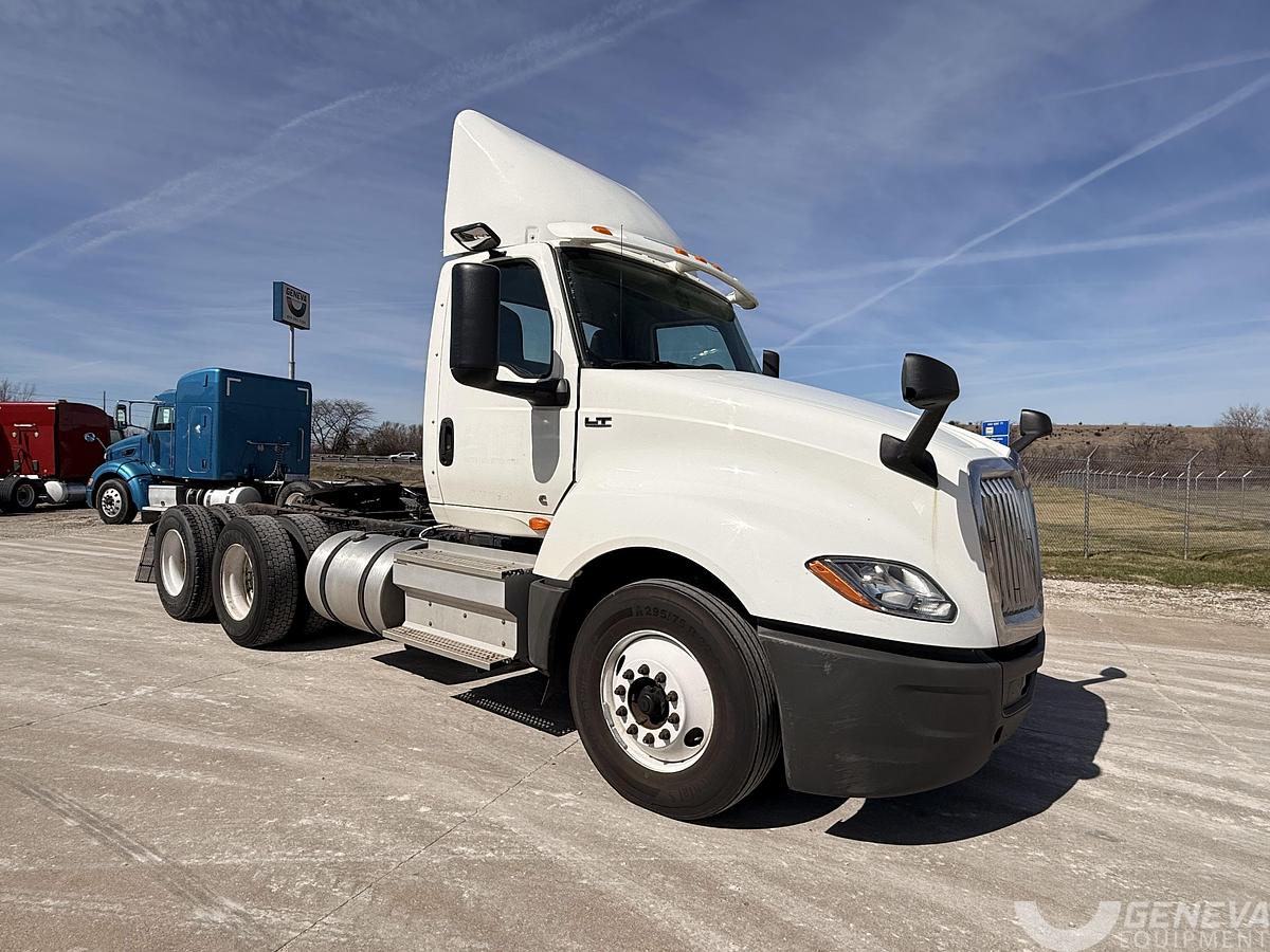 Used 2019 International LT625