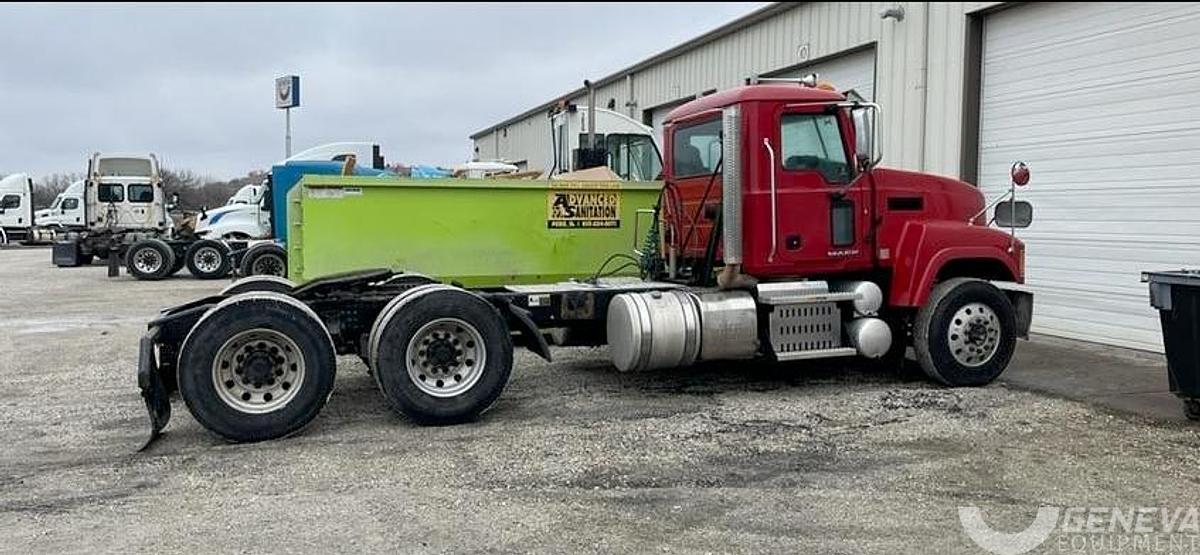 Used 2016 Mack CHU613