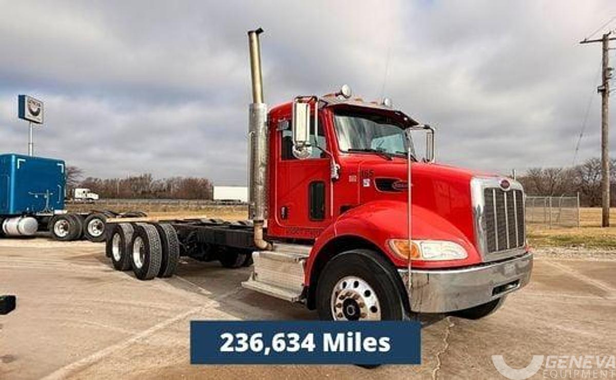 Used 2015 Peterbilt 348 (TK9431)