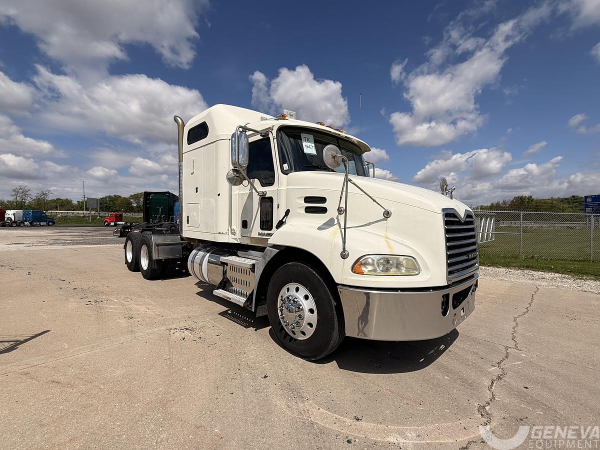 Used 2017 Mack CXU613