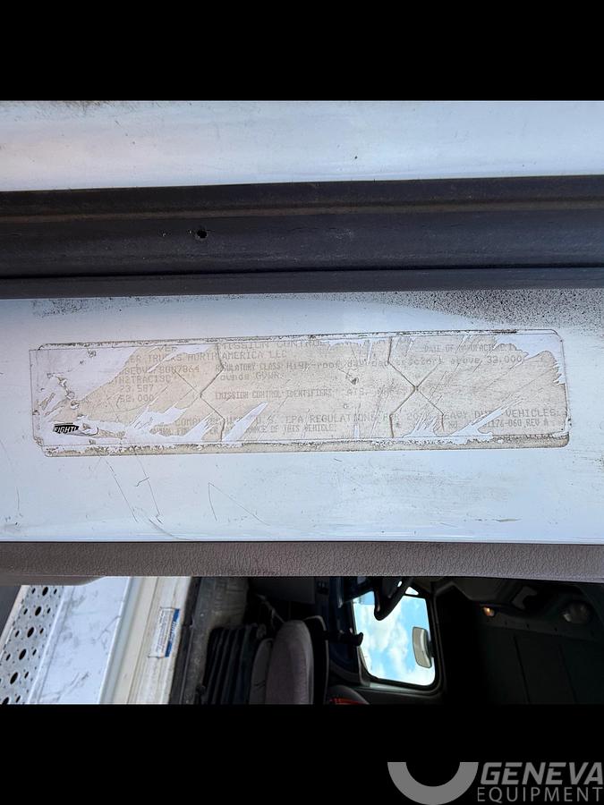 Used 2015 Freightliner Cascadia