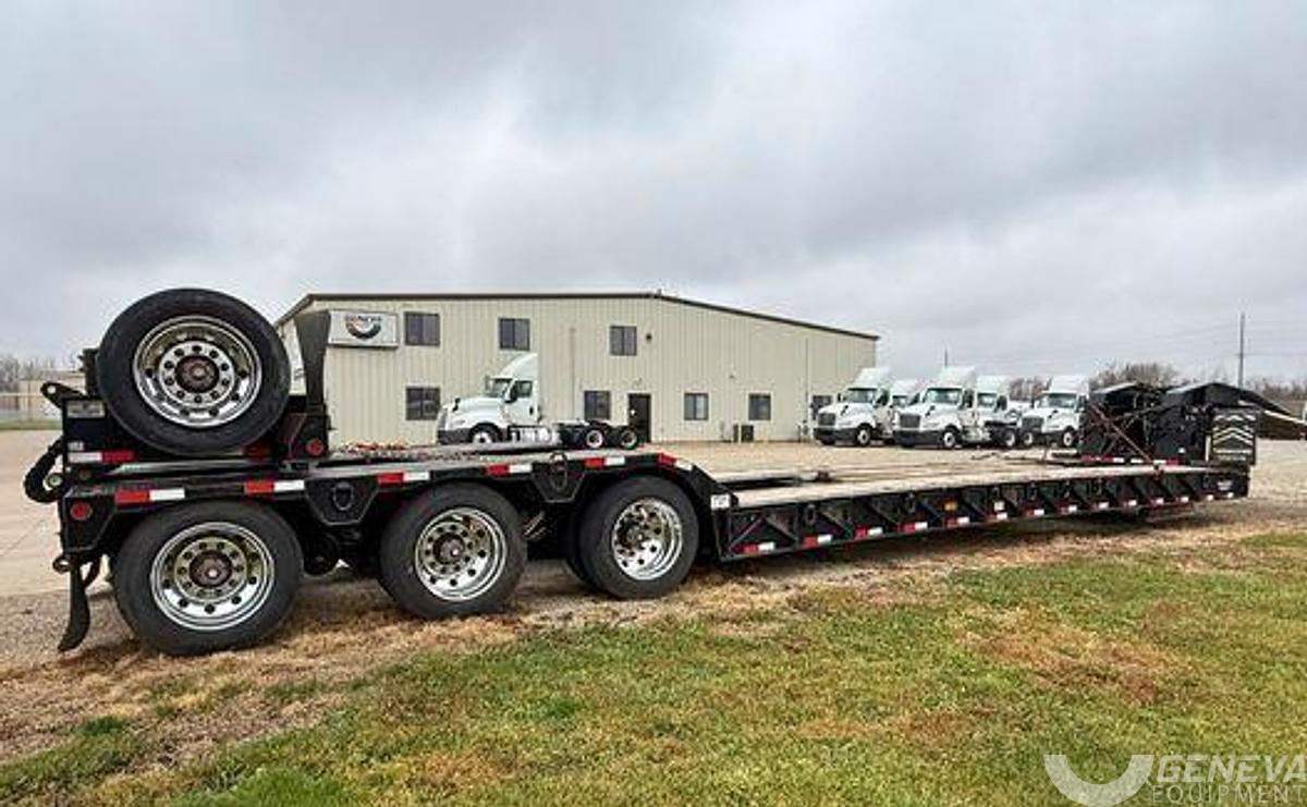 Used 2022 TOWMASTER T-110DTG
