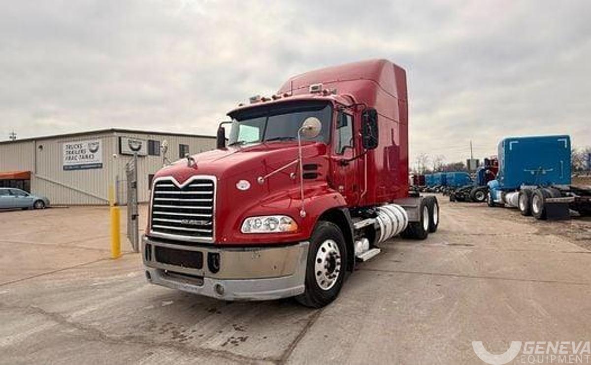 Used 2014 Mack Pinnacle CXU613 (TK1162)