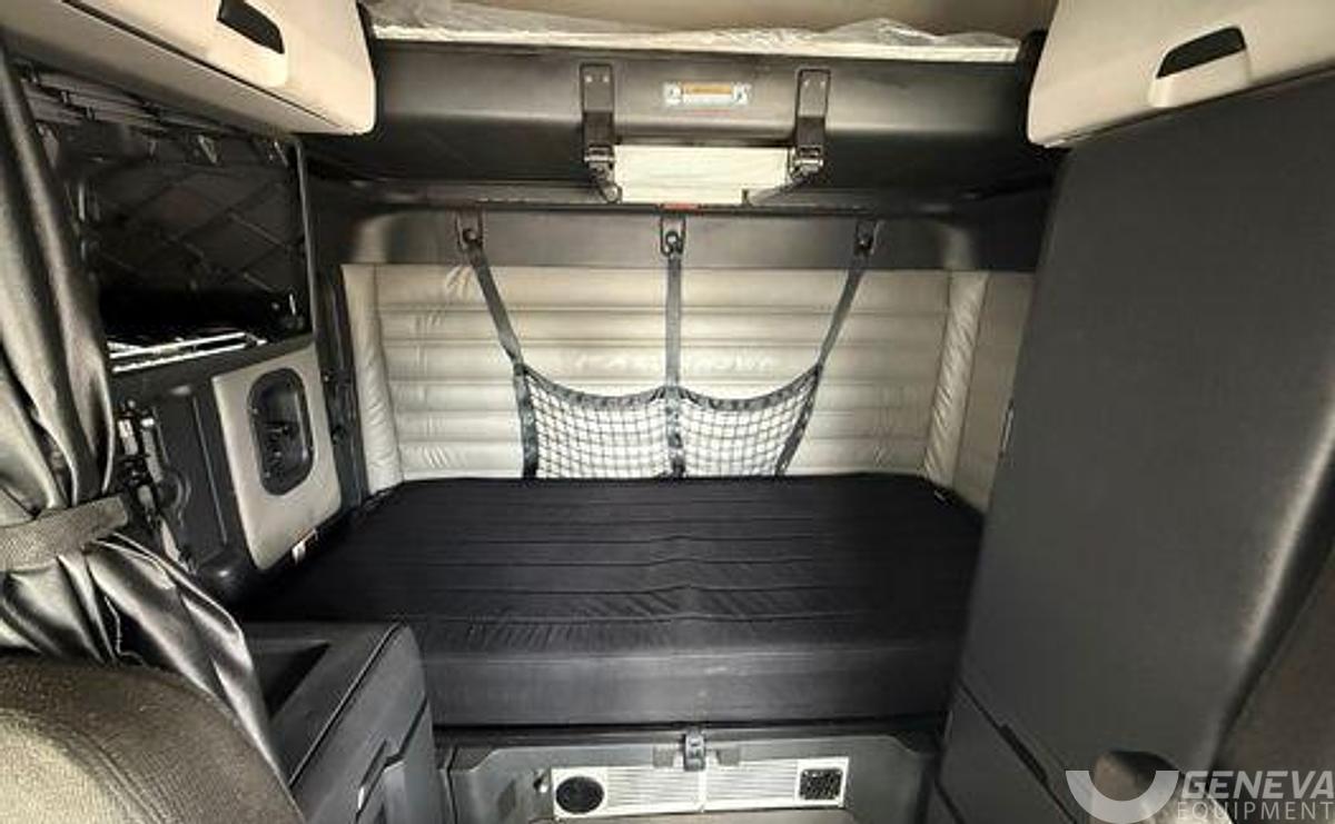 Used 2022 Freightliner Cascadia 126