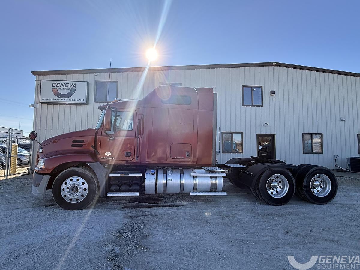 Used 2013 Mack CXU613