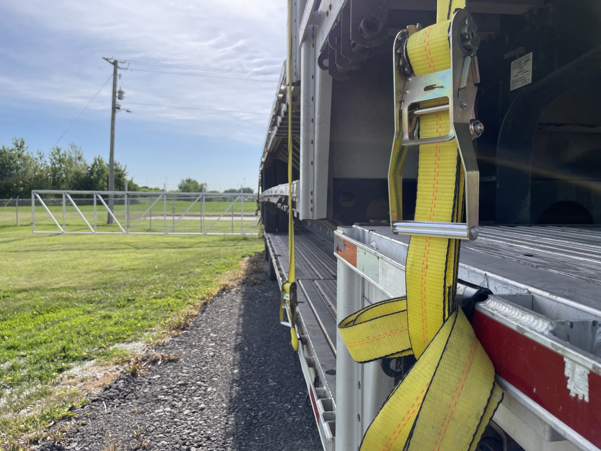 Used 2019 Prestige Trailers Renown Combo Flatbed Drop Deck