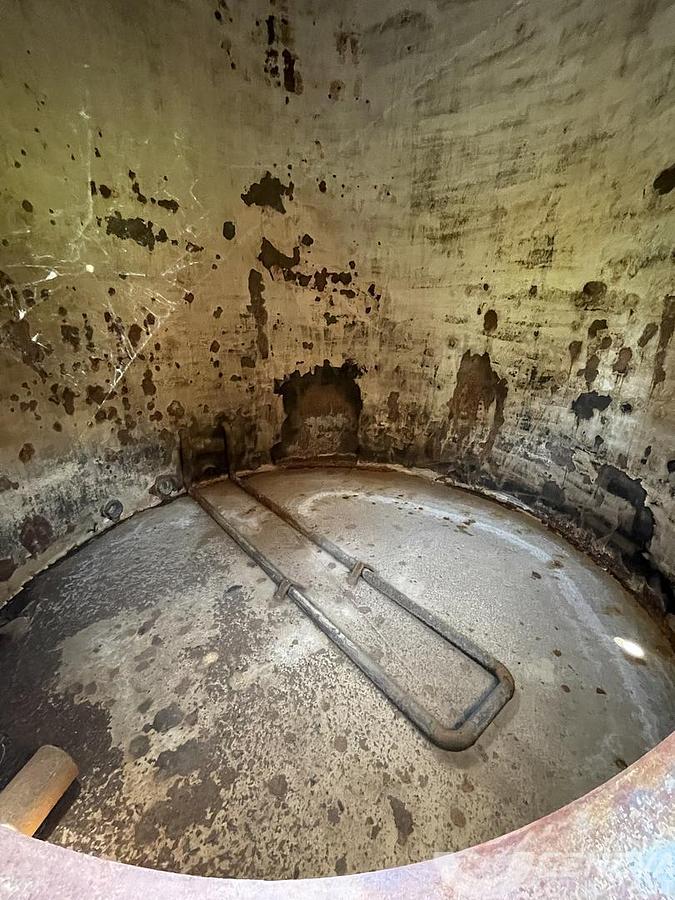 Used Upright Tank (30X)