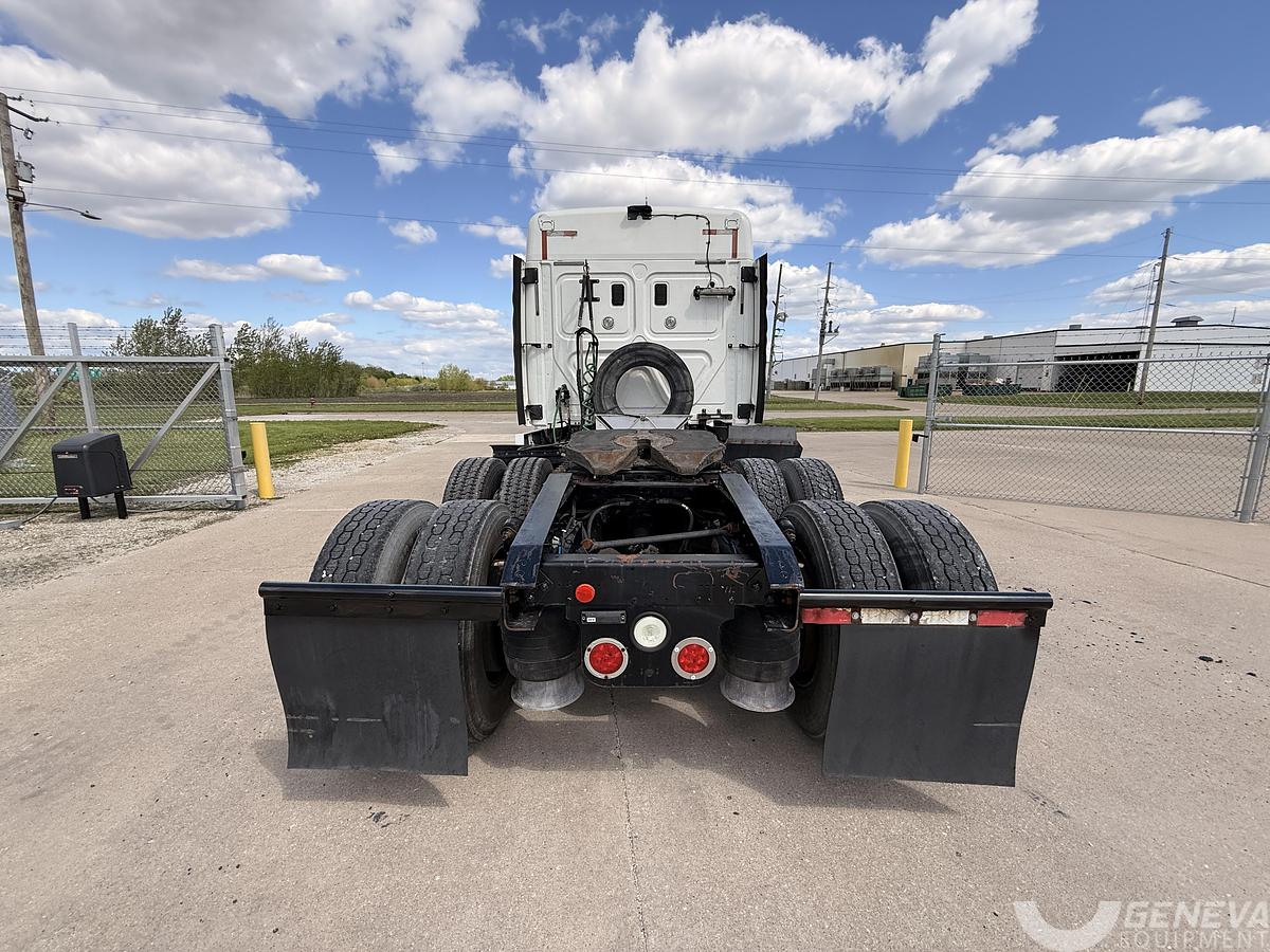 Used 2014 Freightliner Cascadia 125