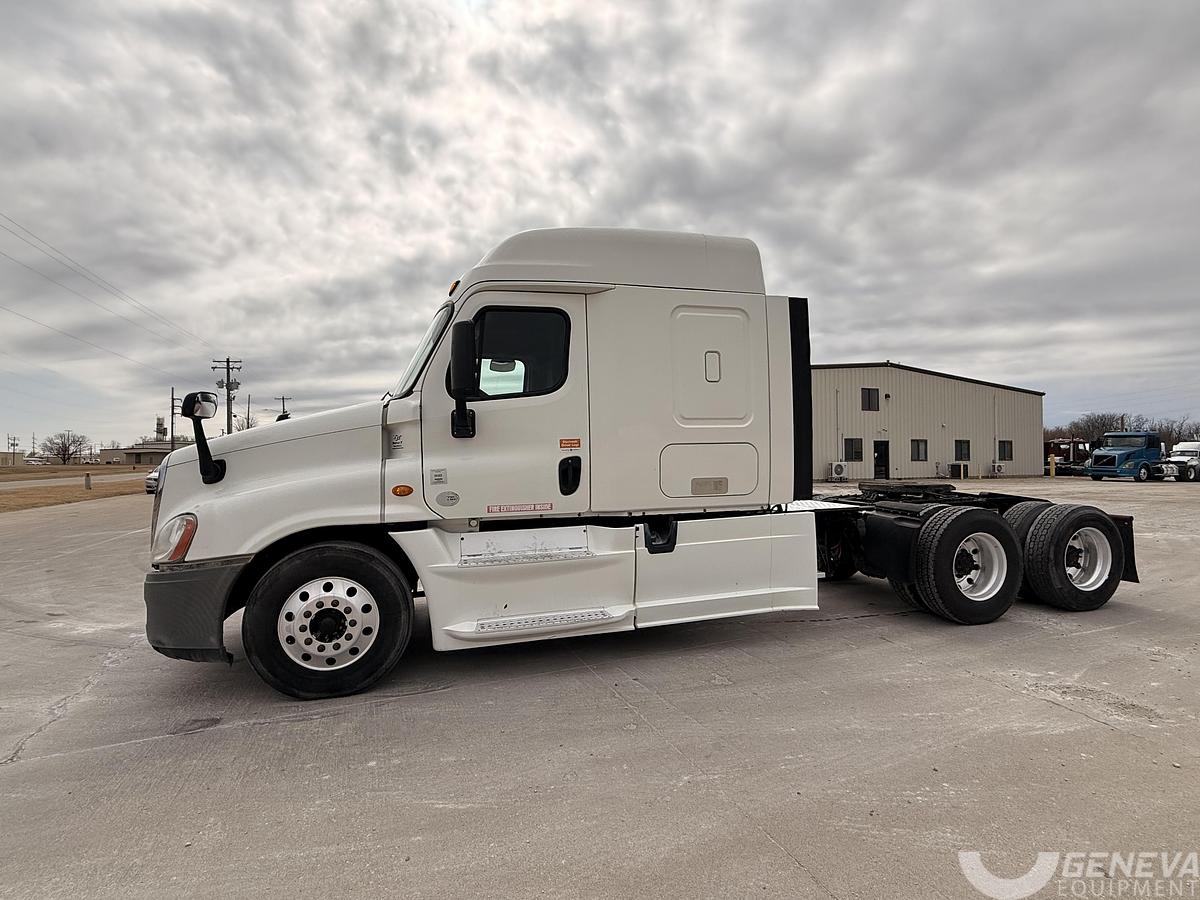Used 2014 Freightliner Cascadia