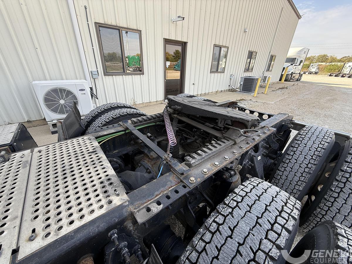 Used 2021 International LT625