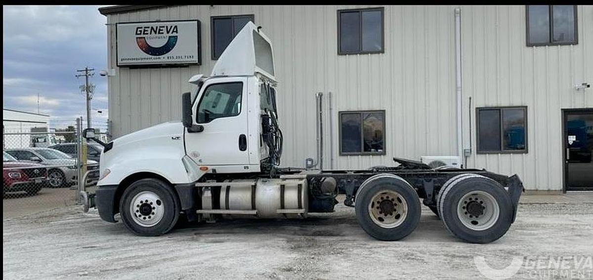 Used 2019 International LT625