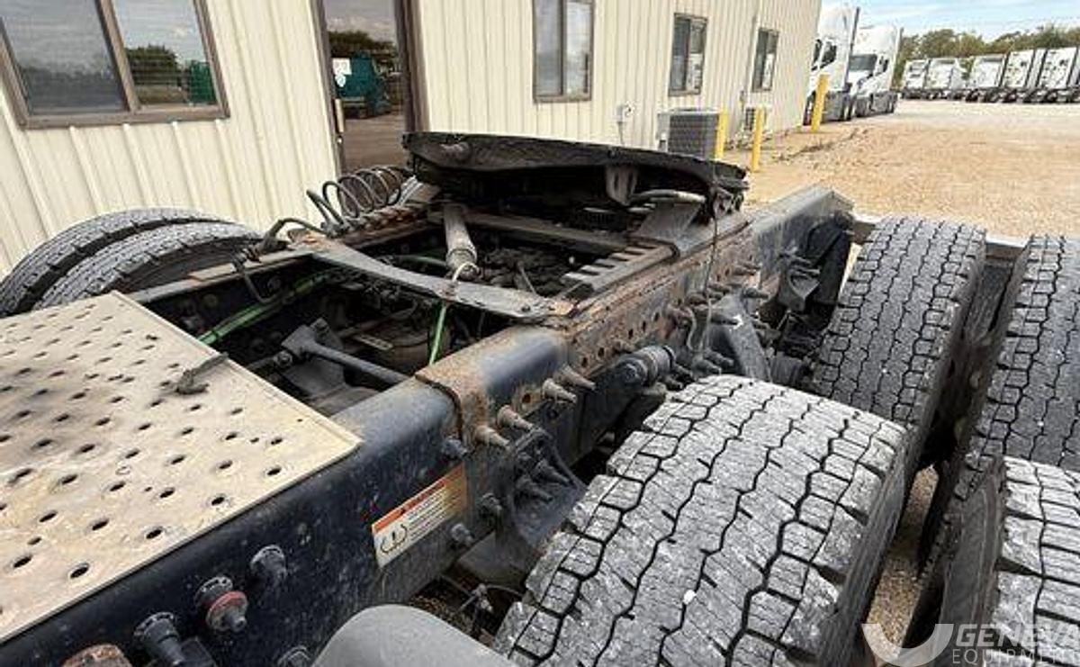 Used 2022 Freightliner Cascadia 126