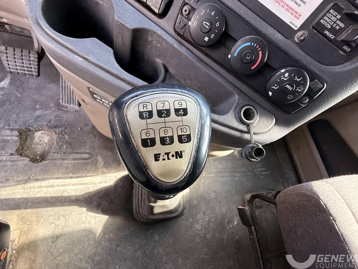 Used 2014 Freightliner Cascadia