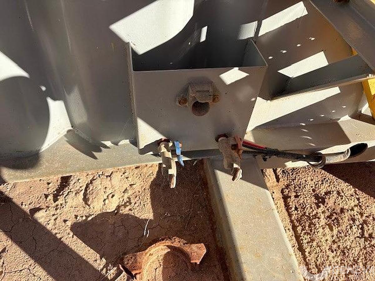 Used Dragon Flat Top Frac Tank (#35443)