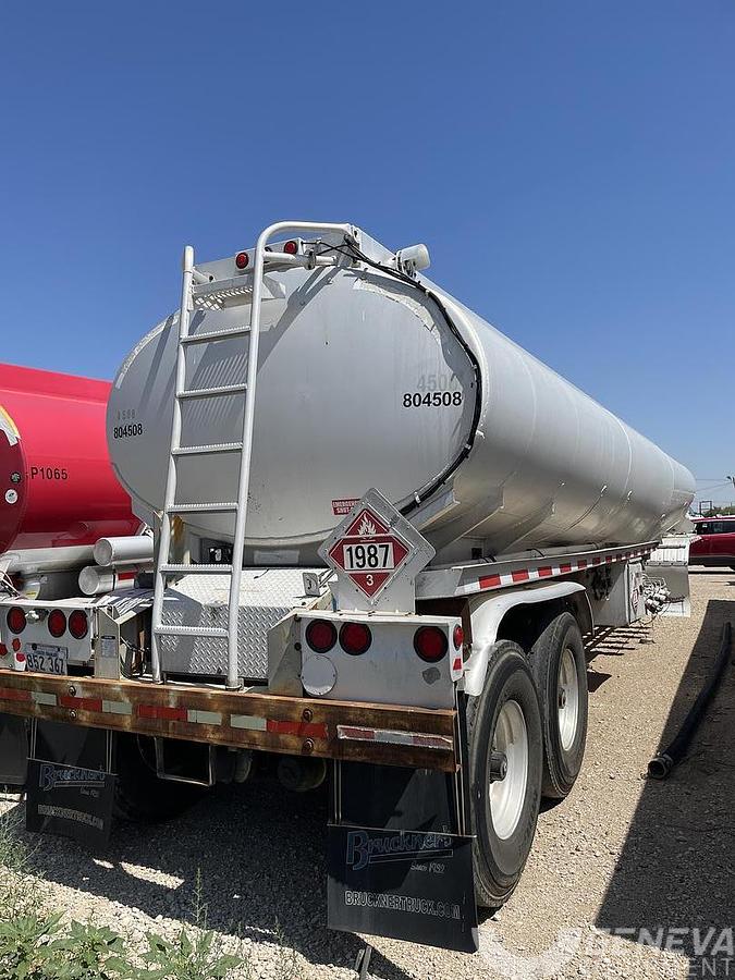 Used 1992 Fruehauf Fuel Trailer