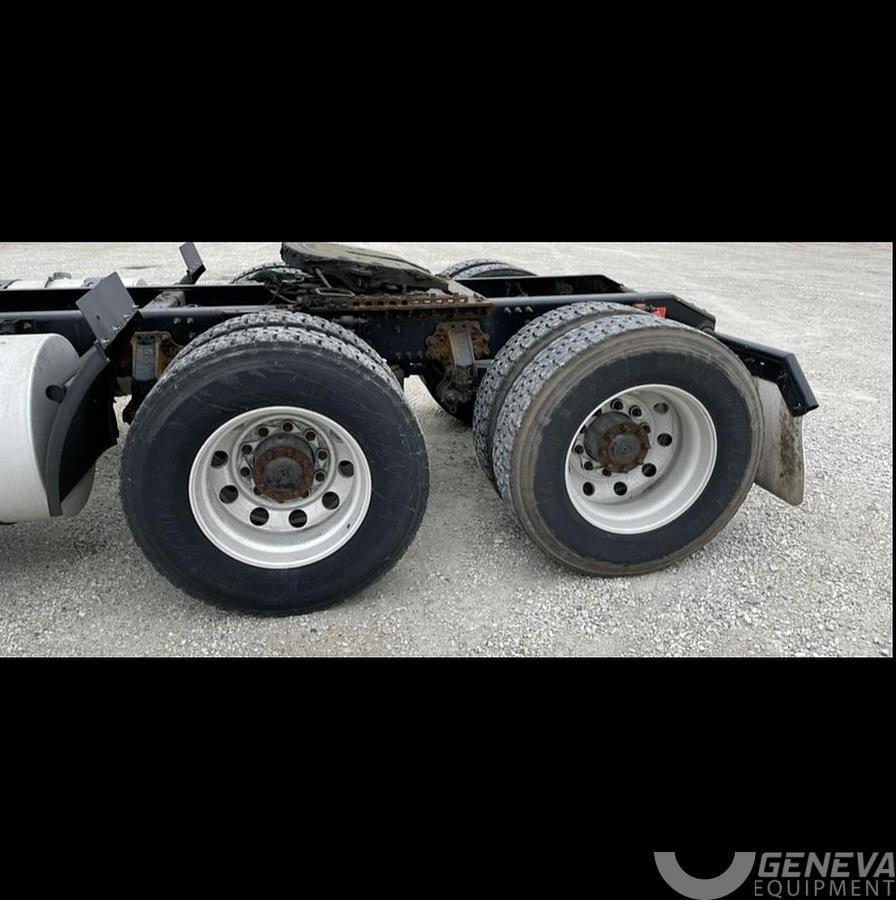 Used 2017 Volvo VNM200