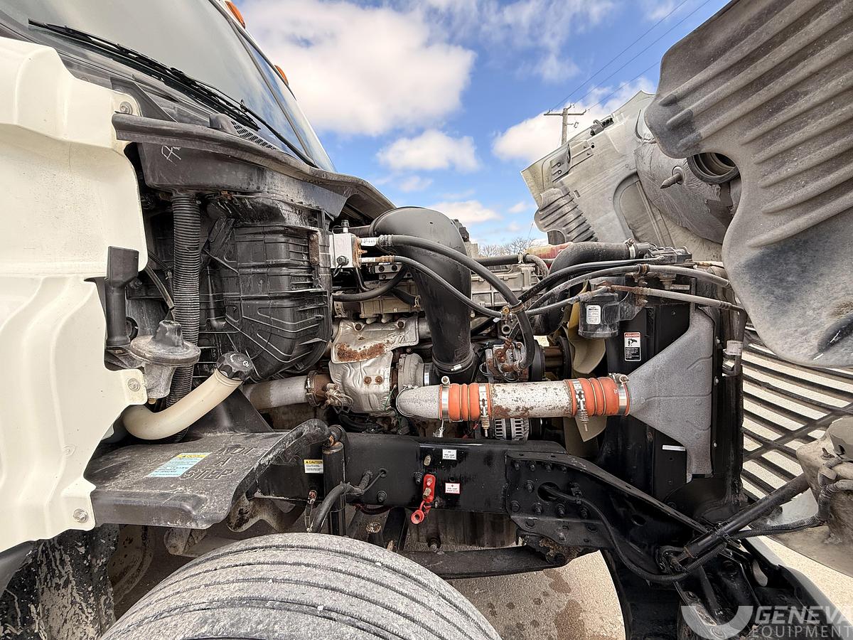 Used 2015 Freightliner Cascadia