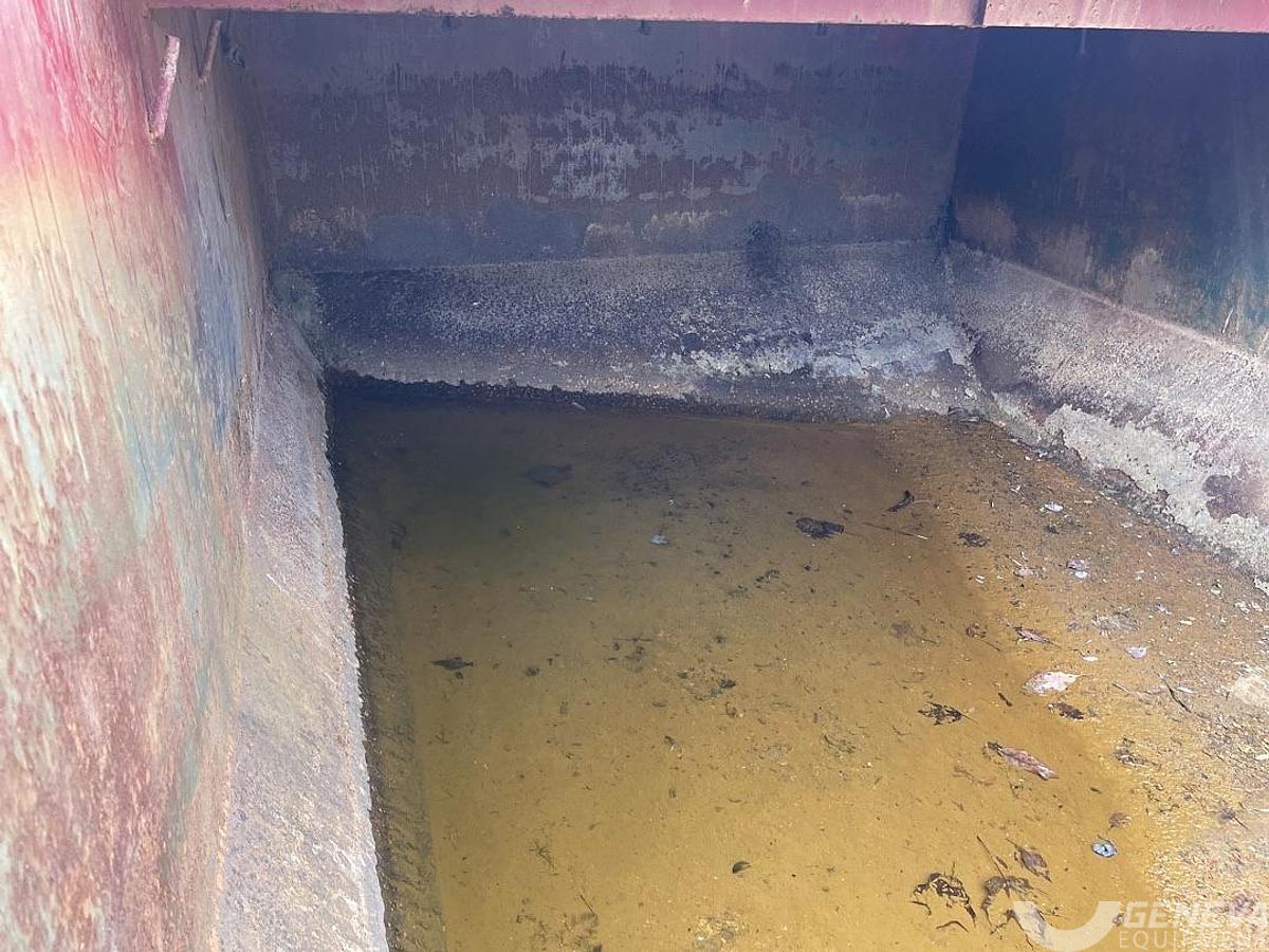 Used Rolling Lid Sealed Container (#BT31)