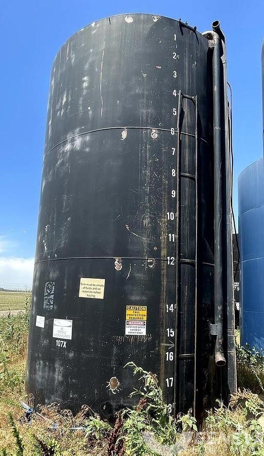 Used Upright Tank (107X)
