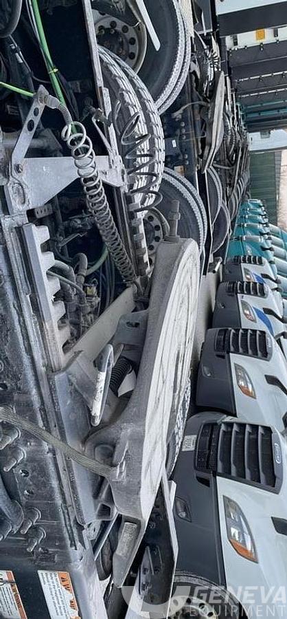 Used 2022 Freightliner Cascadia 126