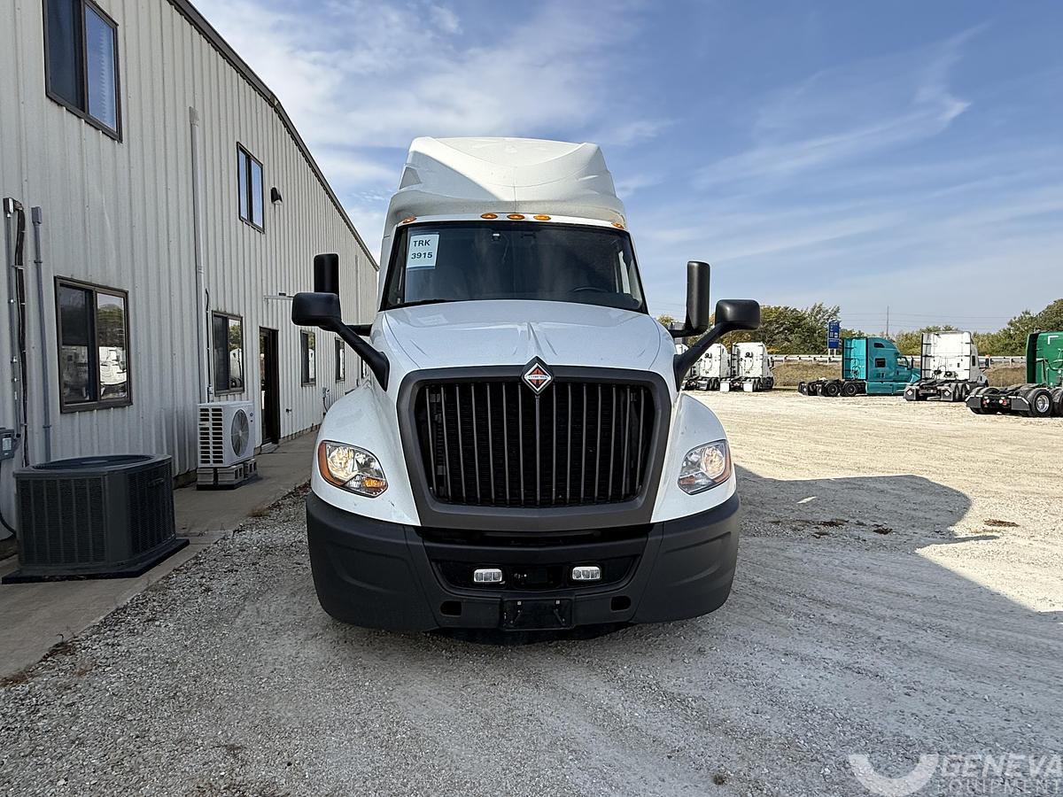 Used 2021 International LT625