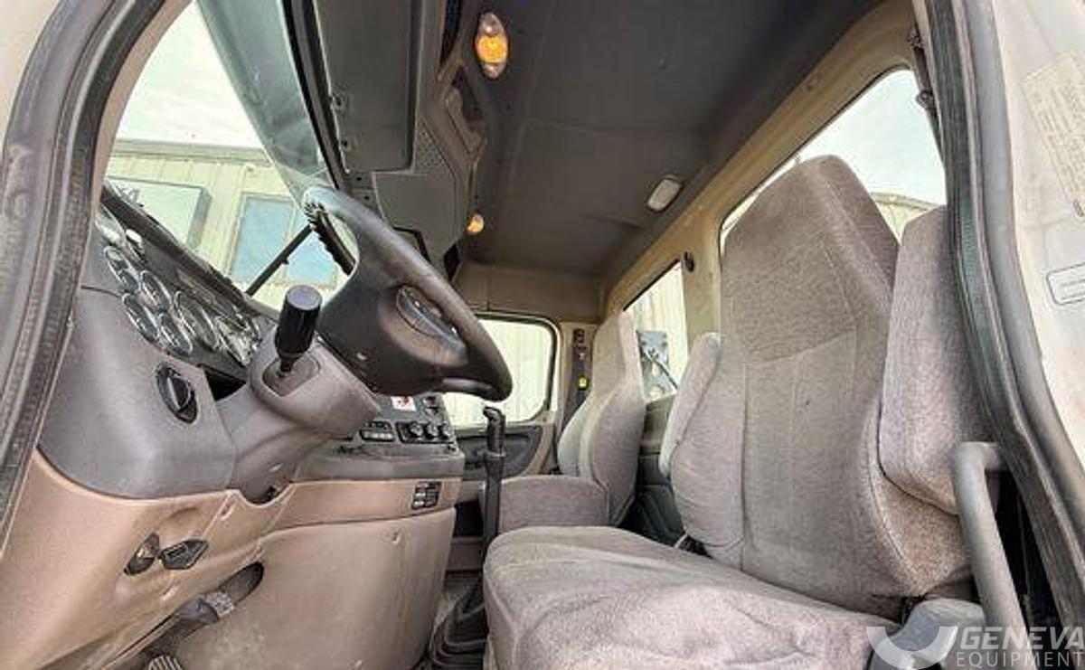 Used 2013 Freightliner Cascadia 125