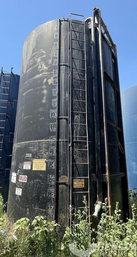 Used Upright Tank (235X)