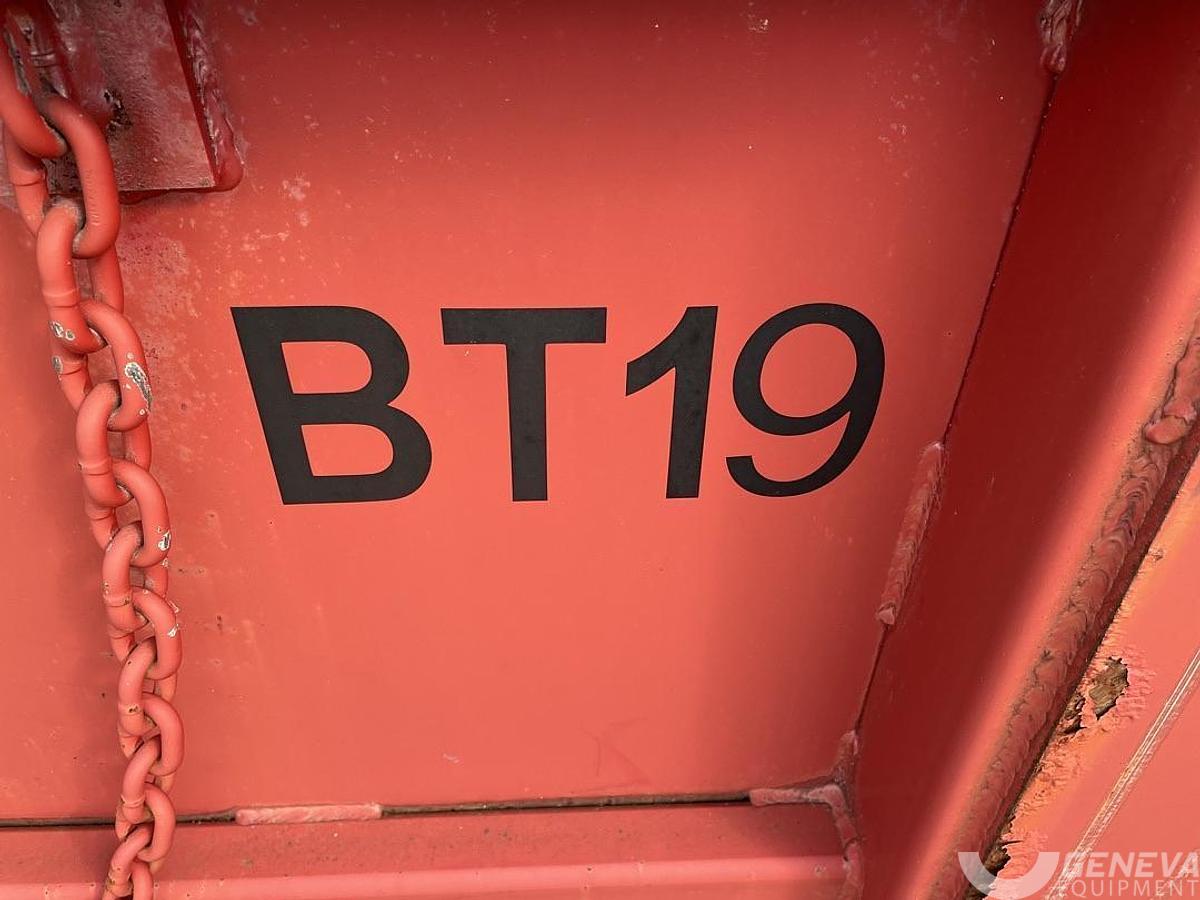 Used Rolling Lid Sealed Container (#BT19)