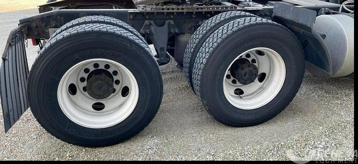 Used 2020 International LT625