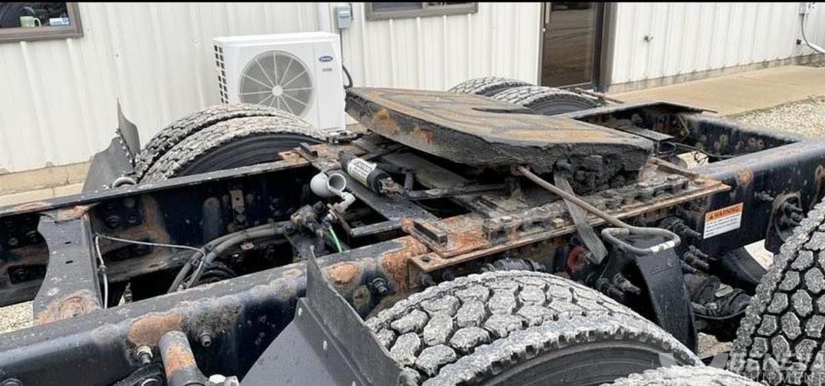 Used 2018 Freightliner Cascadia 113