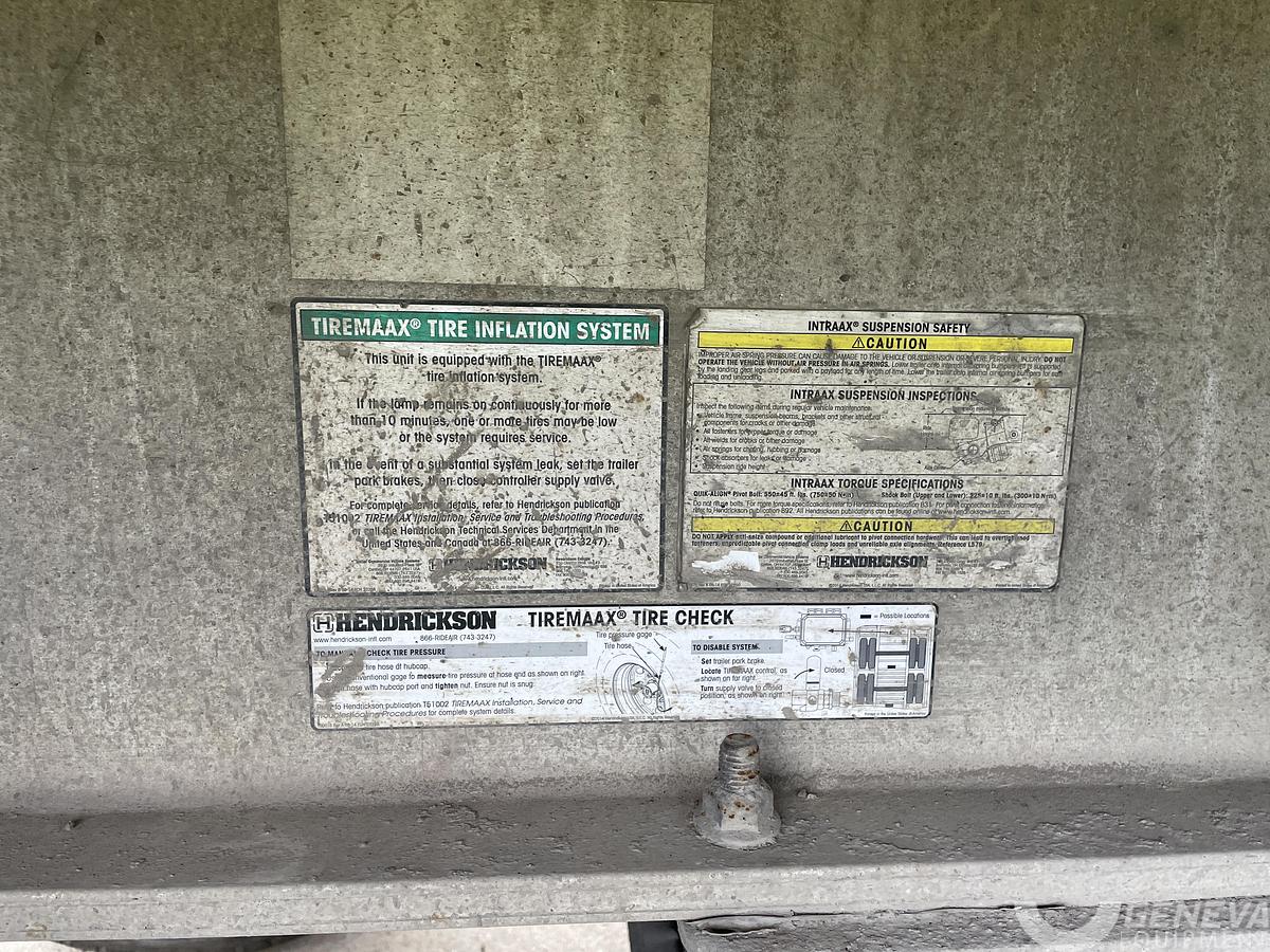 Used 2016 MAC Trailer