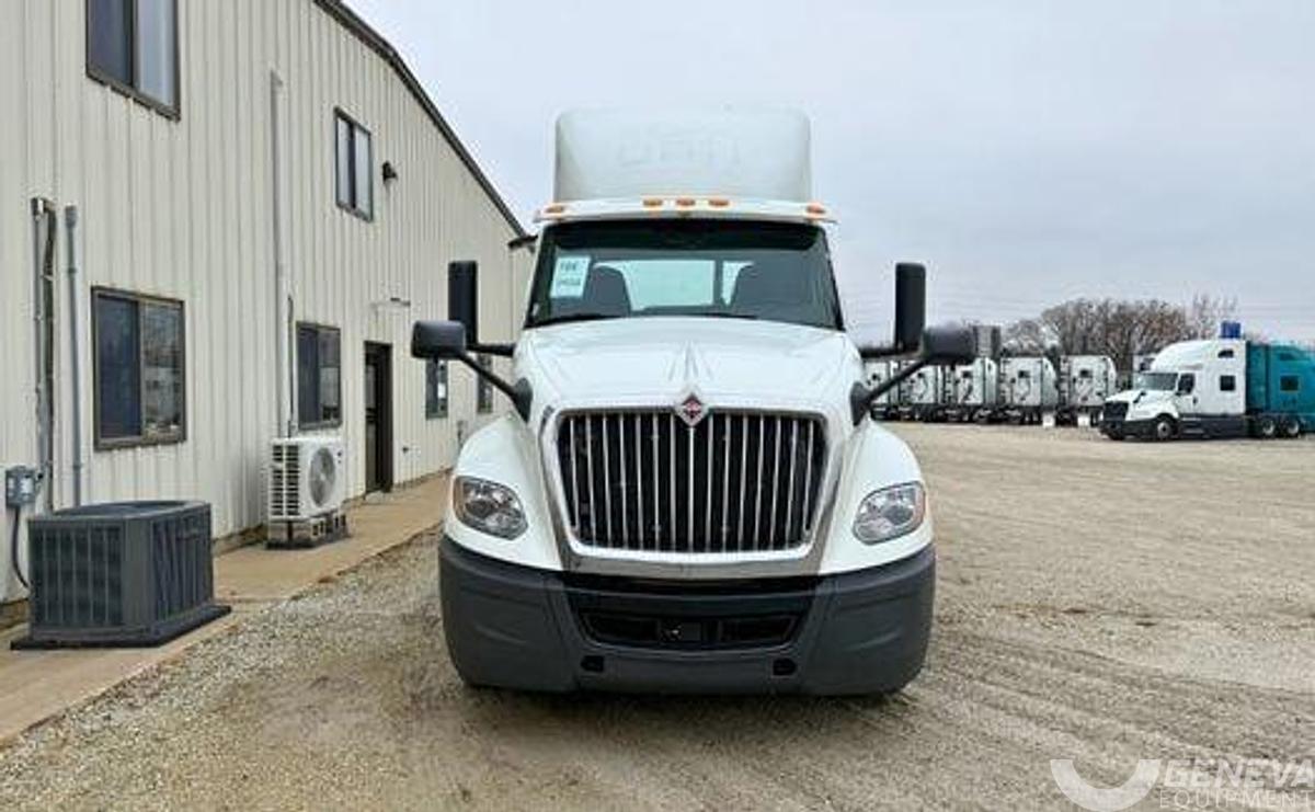 Used 2019 International LT625