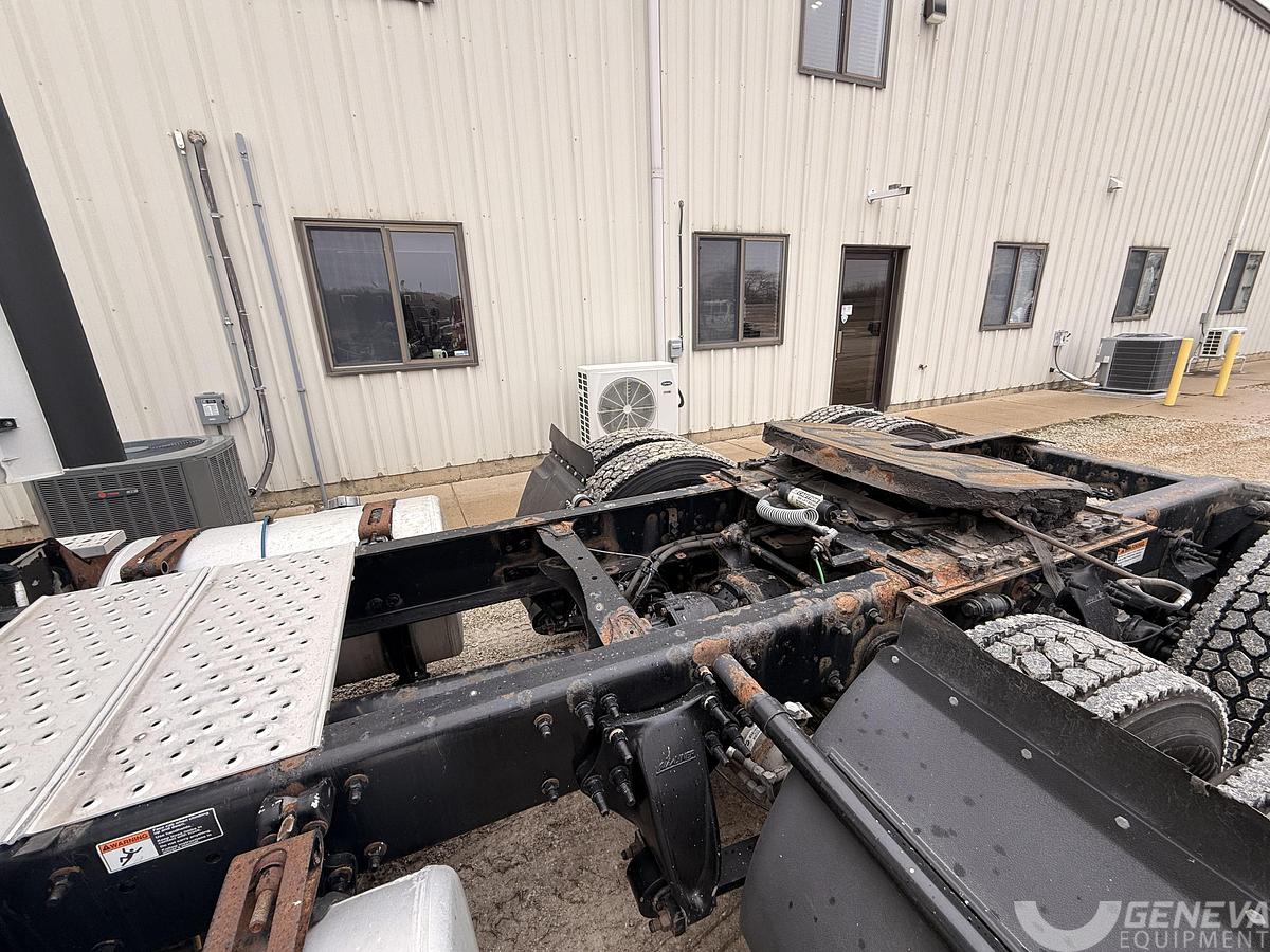 Used 2018 Freightliner Cascadia 113