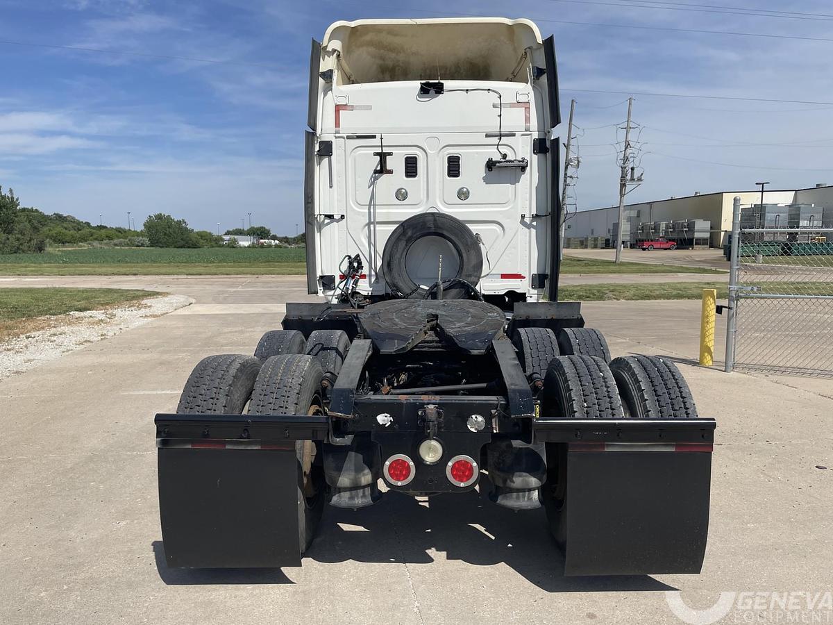 Used 2014 Freightliner Cascadia