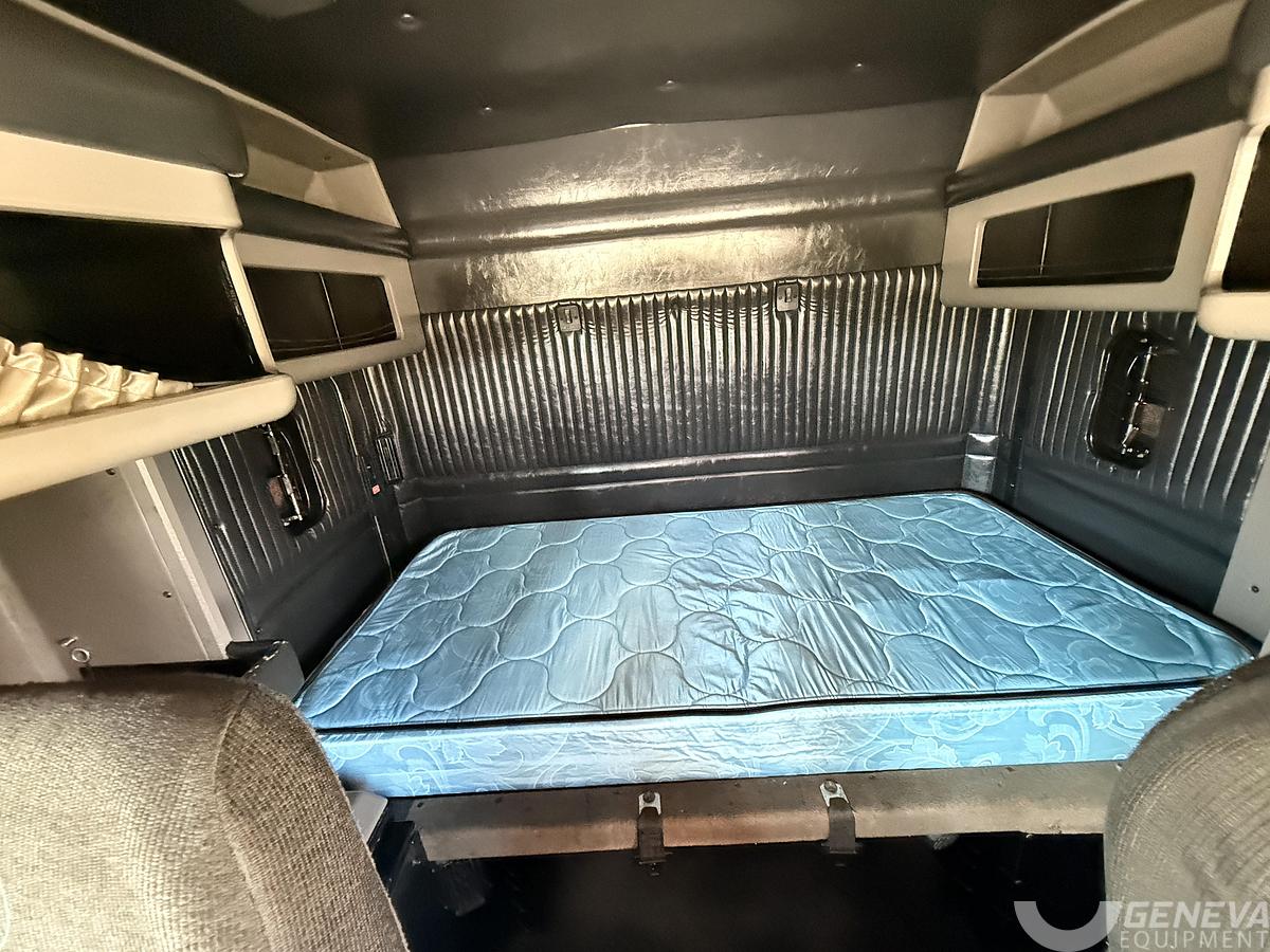 Used 2011 Kenworth T660