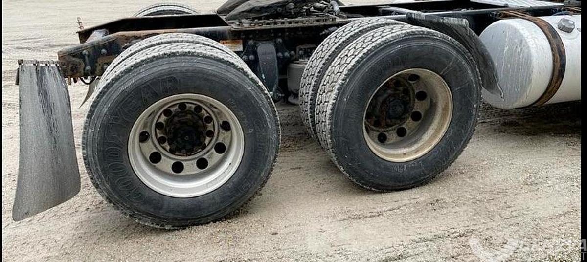 Used 2018 Freightliner Cascadia 113