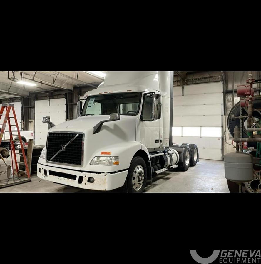 Used 2017 Volvo VNM200
