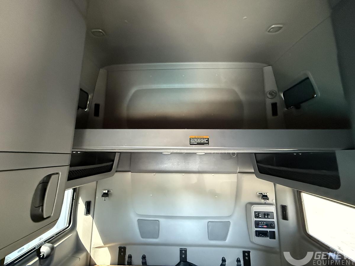 Used 2023 International LT625