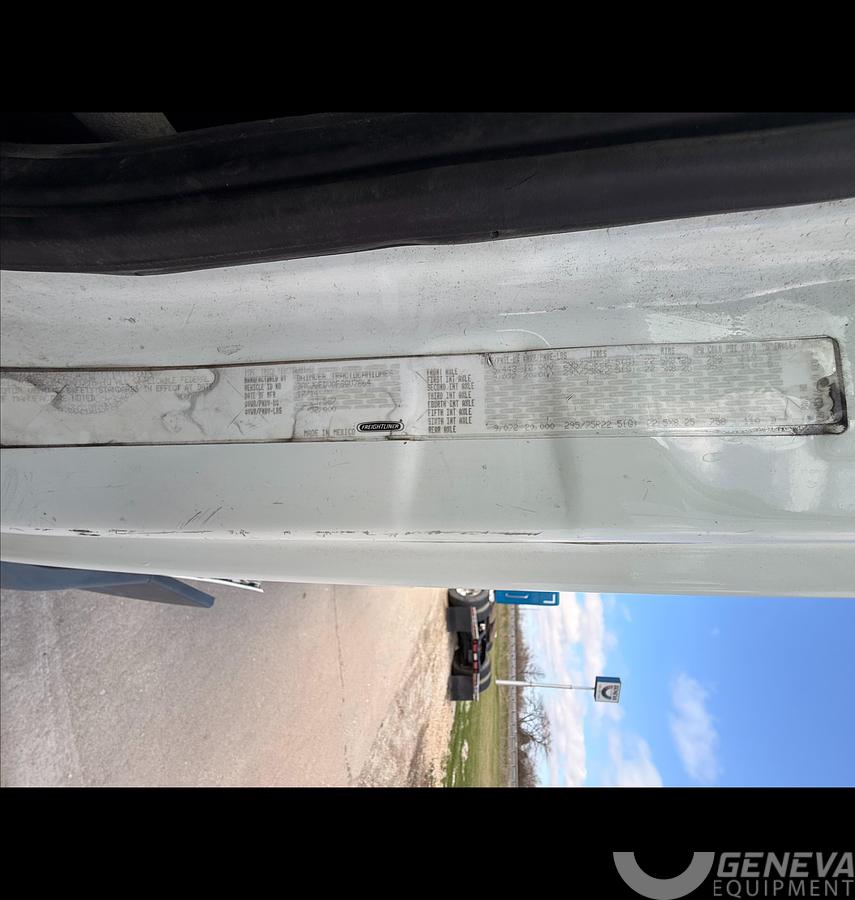 Used 2015 Freightliner Cascadia