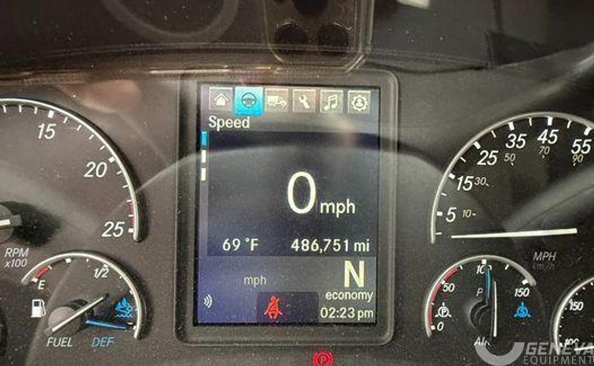 Used 2022 Freightliner Cascadia 126