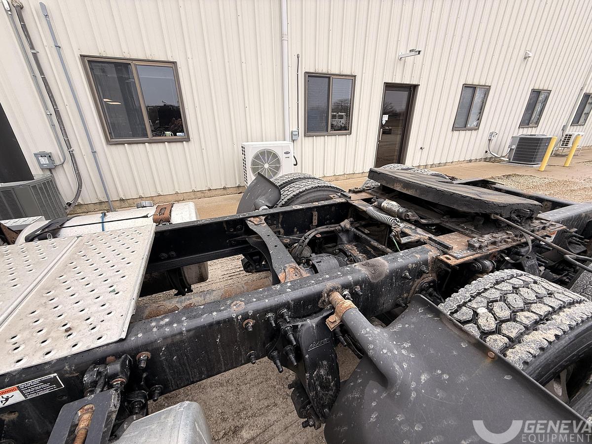 Used 2018 Freightliner Cascadia 113