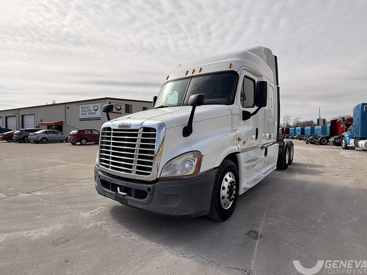 Used 2014 Freightliner Cascadia